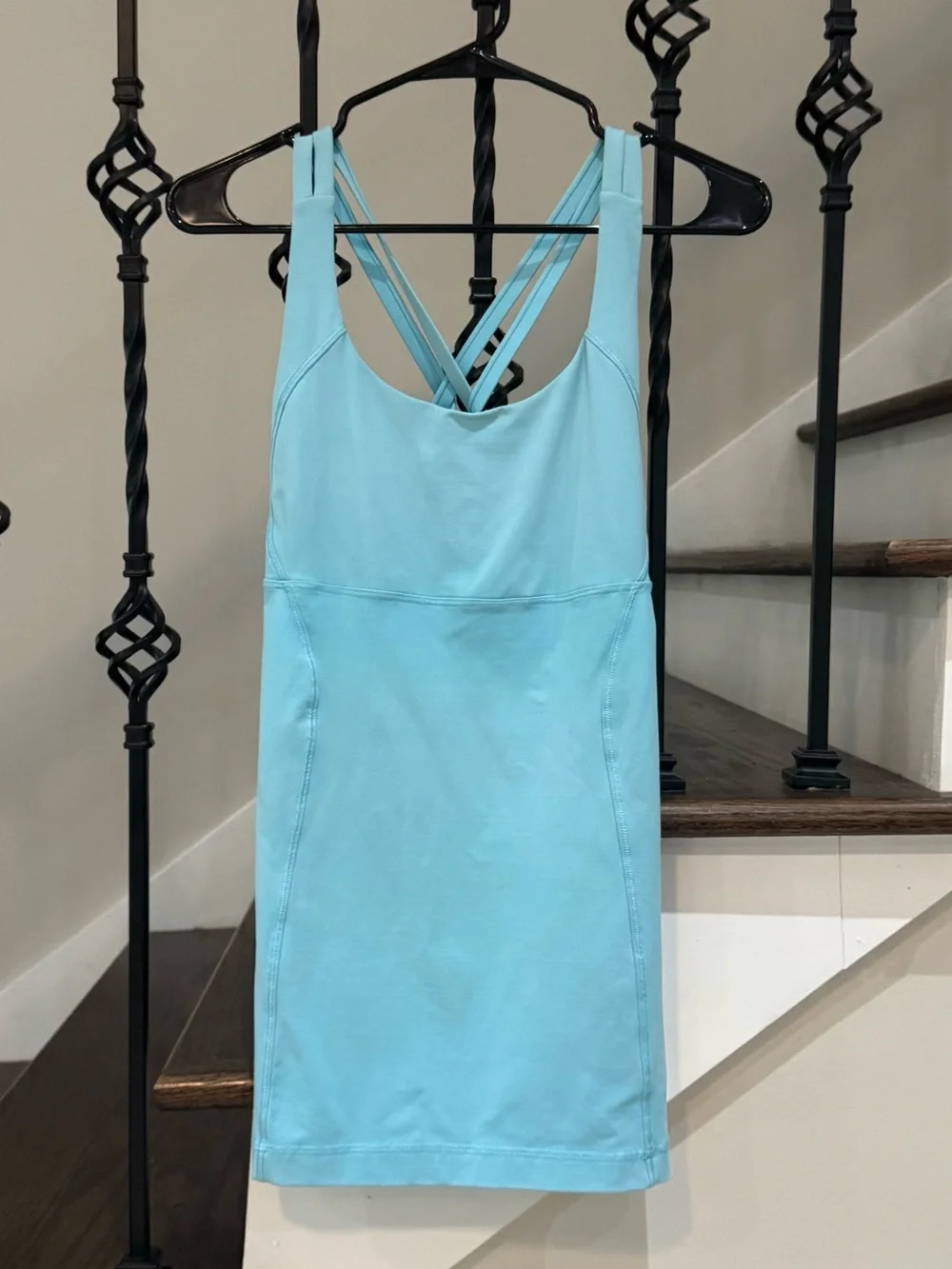 Lululemon Blue Strappy Crossback Built In Bra Long Tank Tunic Top Size 6